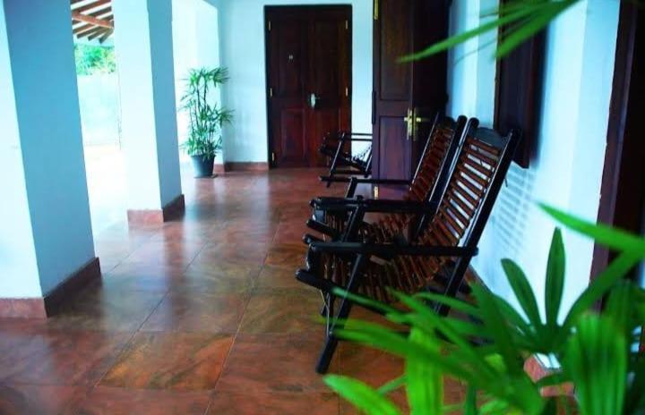 Salmanel Resort Ratnapura Esterno foto